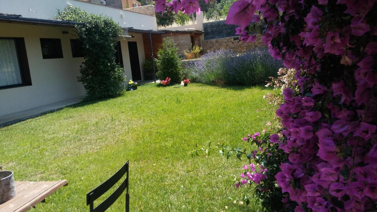 Mas Ferran Adults Only Bed and breakfast Pals